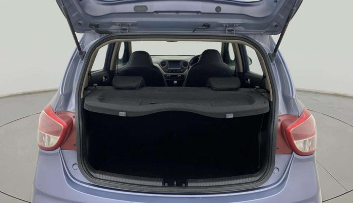 2017 Hyundai Grand i10 ASTA 1.2 KAPPA VTVT, Petrol, Manual, 42,990 km, Boot Open Zoomed View