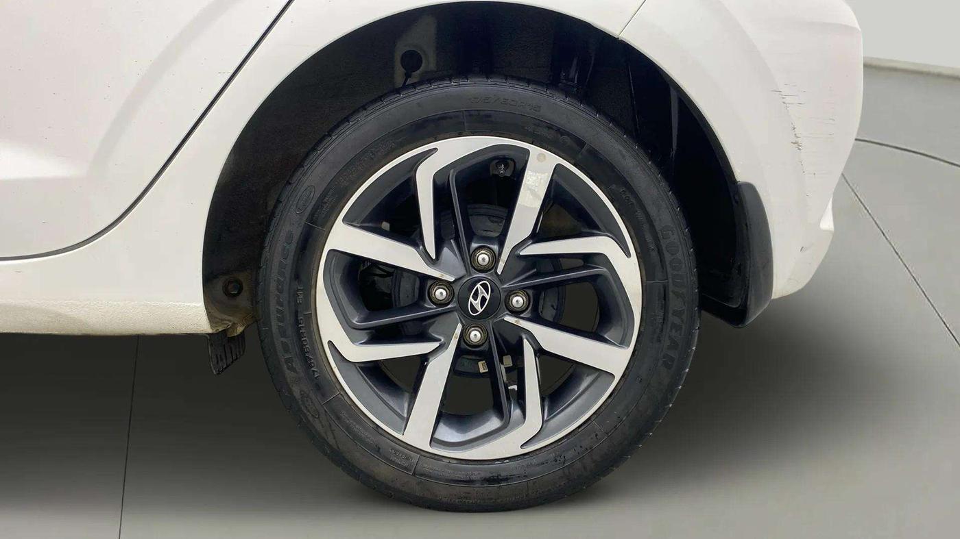 2021 Hyundai GRAND I10 NIOS ASTA AMT 1.2 KAPPA VTVT, Petrol, Automatic, 55,902 km, Left Rear Wheel