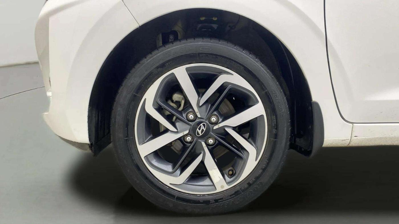 2021 Hyundai GRAND I10 NIOS ASTA AMT 1.2 KAPPA VTVT, Petrol, Automatic, 55,902 km, Left Front Wheel