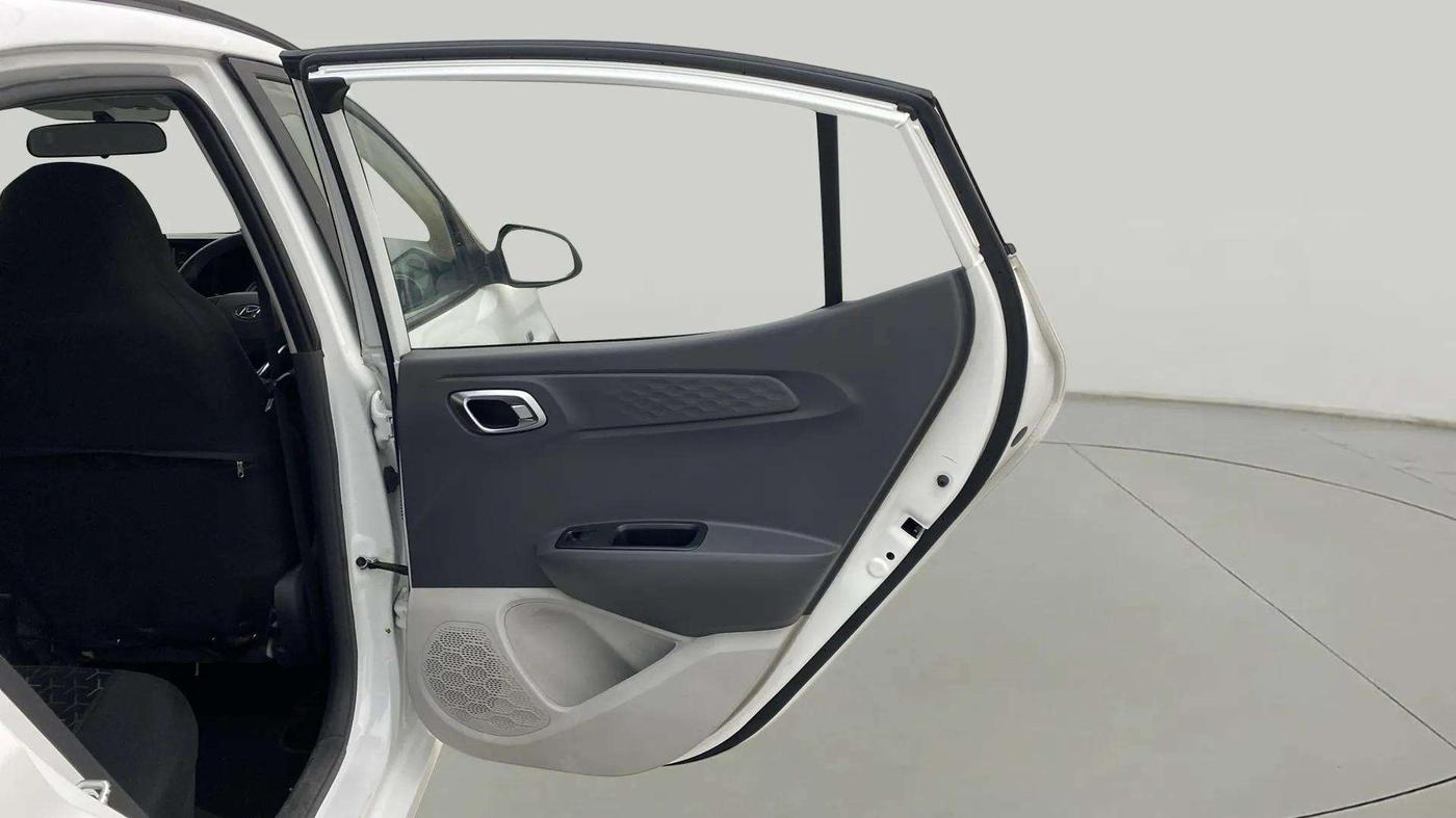 2021 Hyundai GRAND I10 NIOS ASTA AMT 1.2 KAPPA VTVT, Petrol, Automatic, 55,902 km, RHS Rear Door