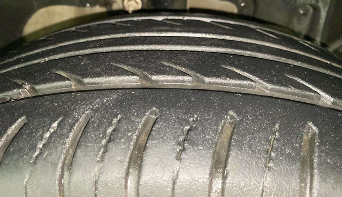 2014 Ford Ecosport TITANIUM 1.5L DIESEL, Diesel, Manual, 59,361 km, Right Front Tyre Tread
