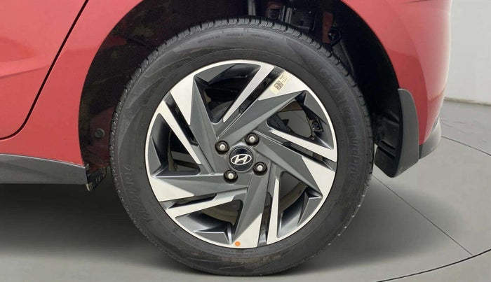 2022 Hyundai NEW I20 ASTA 1.2 MT, Petrol, Manual, 15,414 km, Left Rear Wheel