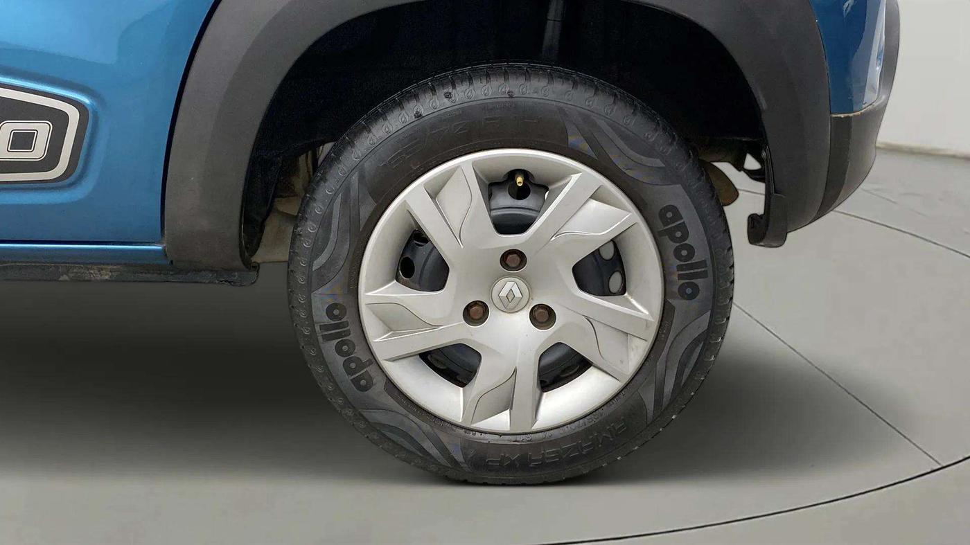 2021 Renault Kwid RXT 1.0 (O), Petrol, Manual, 12,808 km, Left Rear Wheel