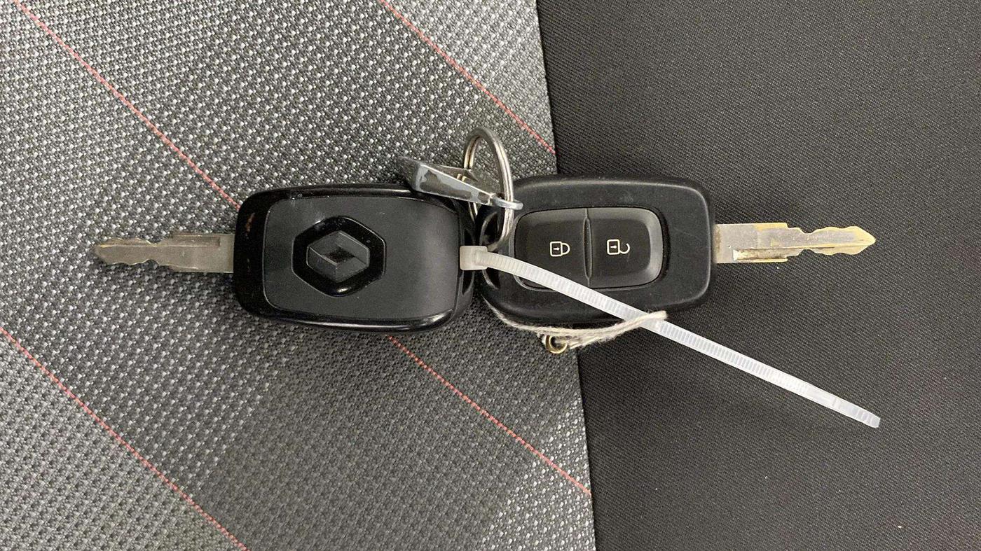 2021 Renault Kwid RXT 1.0 (O), Petrol, Manual, 12,808 km, Key Close Up