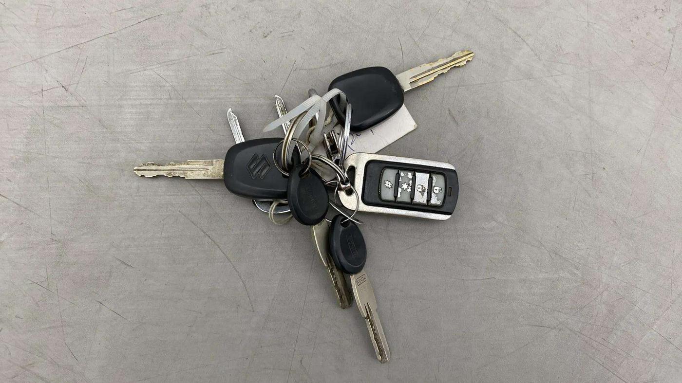 2013 Maruti Wagon R 1.0 LXI, Petrol, Manual, 32,962 km, Key Close Up