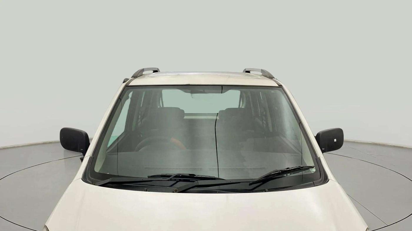 2013 Maruti Wagon R 1.0 LXI, Petrol, Manual, 32,962 km, Front Windshield