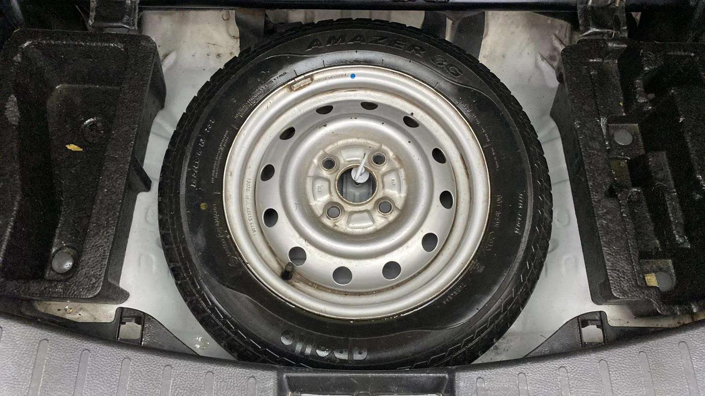 2013 Maruti Wagon R 1.0 LXI, Petrol, Manual, 32,962 km, Spare Tyre