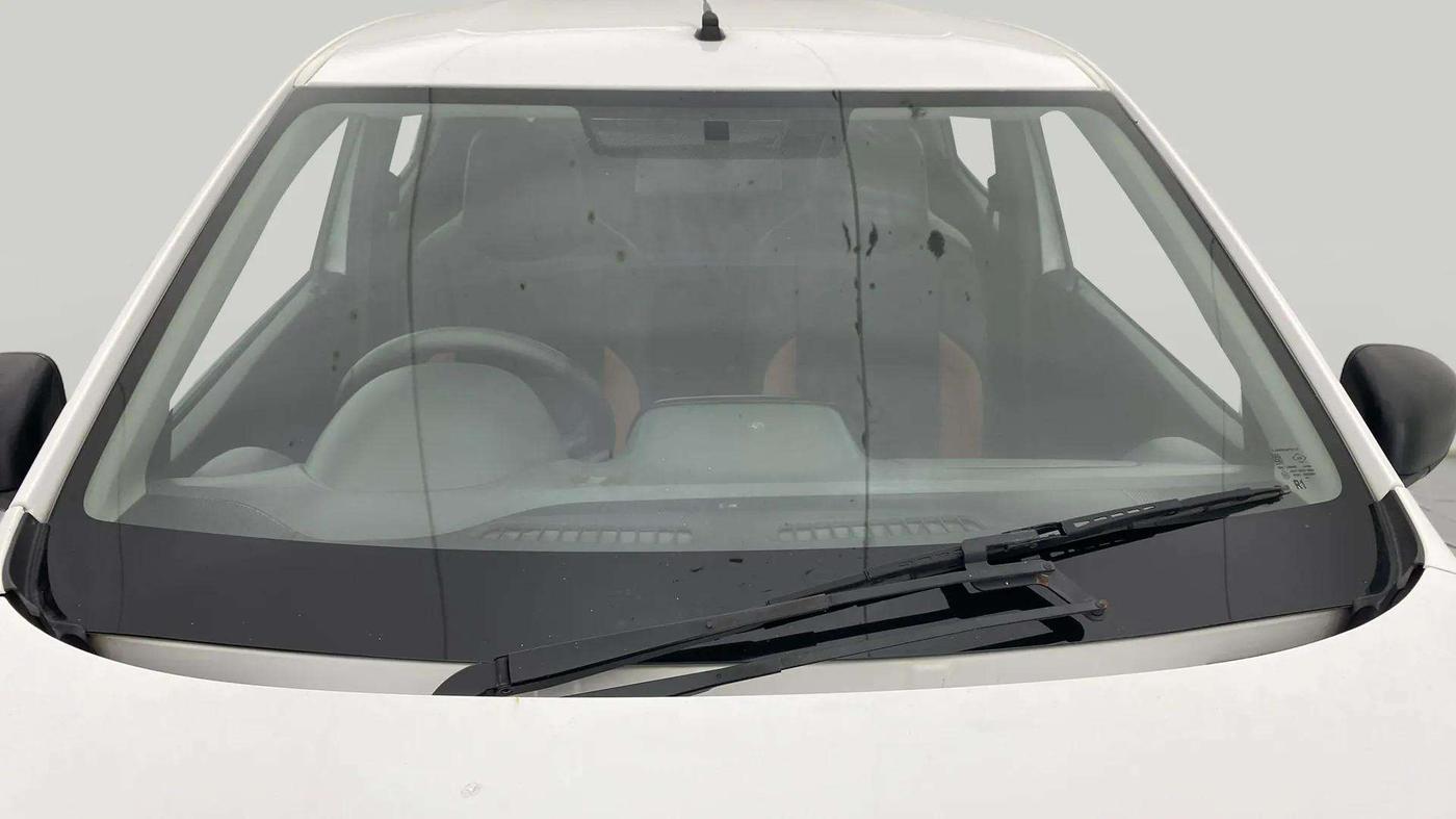 2019 Renault Kwid RXT 1.0 (O), Petrol, Manual, 40,174 km, Front Windshield