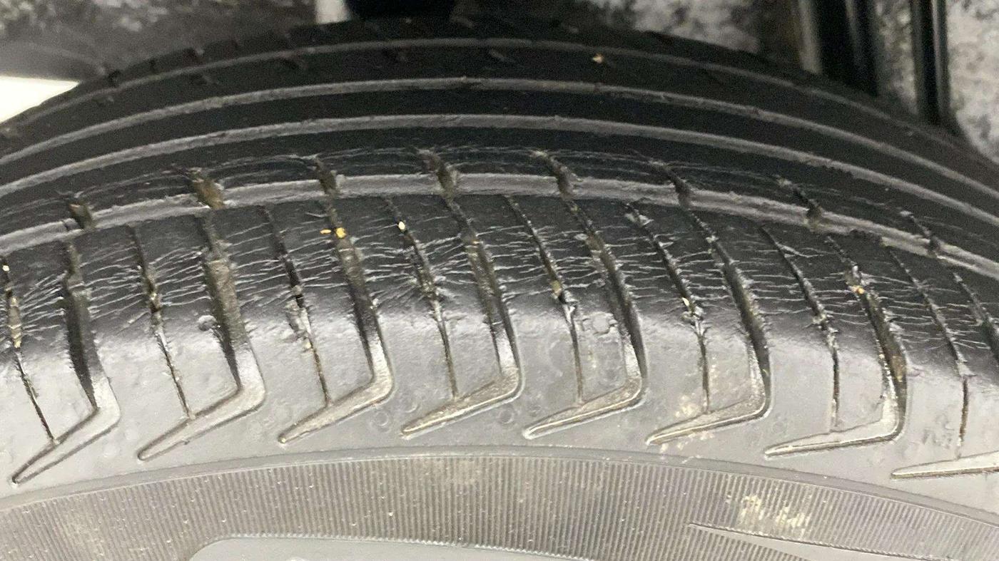2019 Renault Kwid RXT 1.0 (O), Petrol, Manual, 40,174 km, Right Rear Tyre Tread