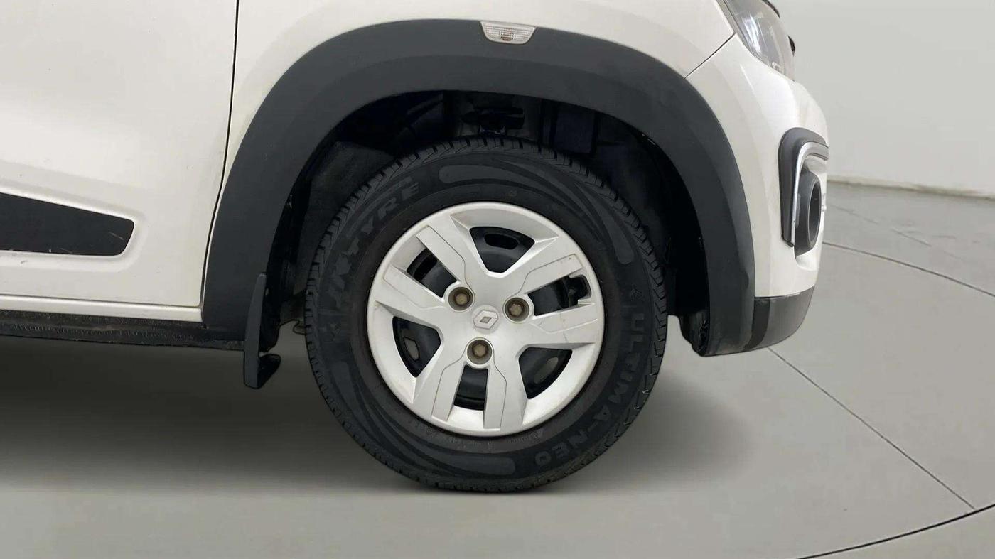 2019 Renault Kwid RXT 1.0 (O), Petrol, Manual, 40,174 km, Right Front Wheel