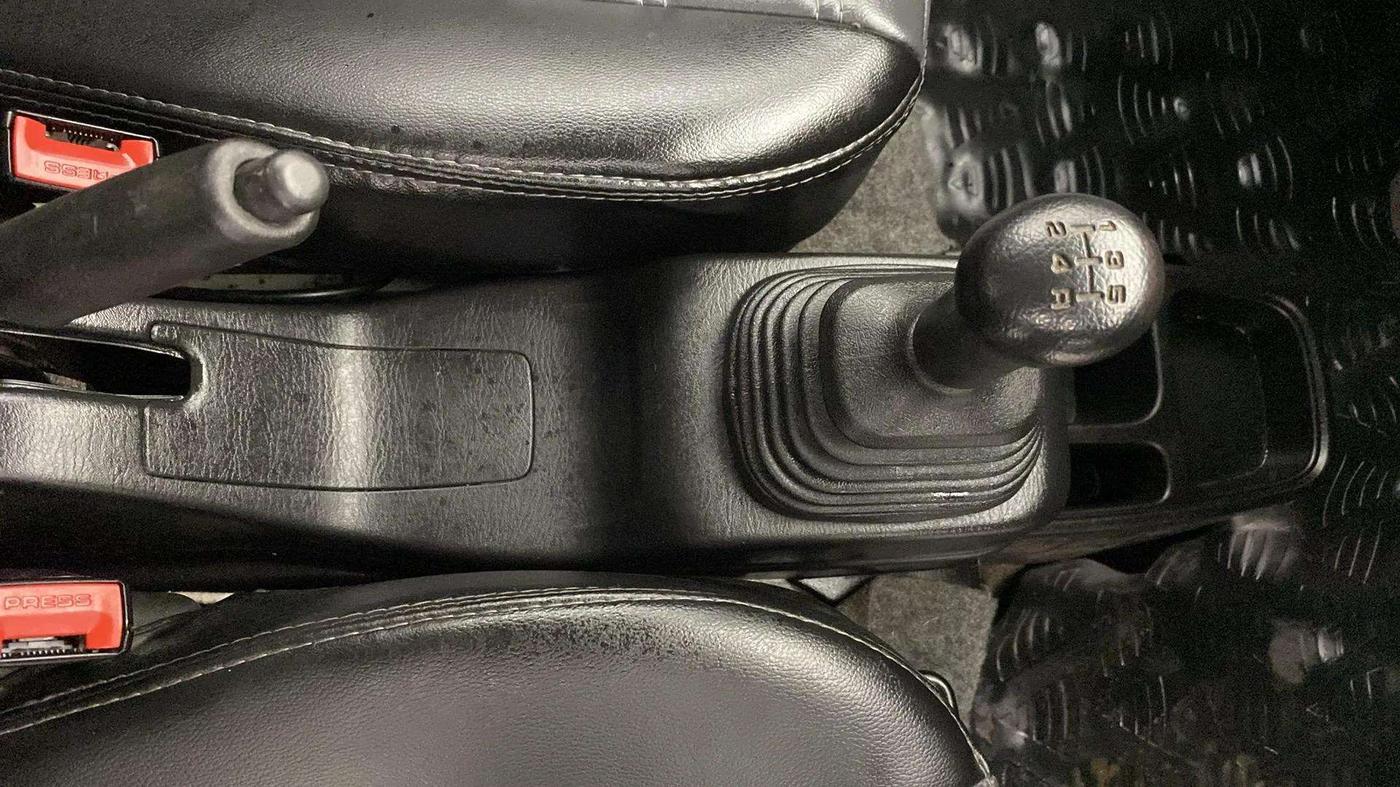 2022 Maruti Eeco 5 STR AC CNG (O), CNG, Manual, 27,365 km, Gear Lever