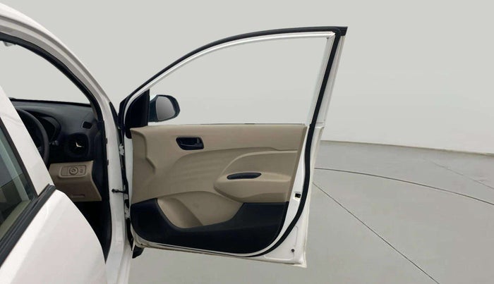2021 Hyundai NEW SANTRO SPORTZ MT, Petrol, Manual, 20,802 km, RHS Front Door