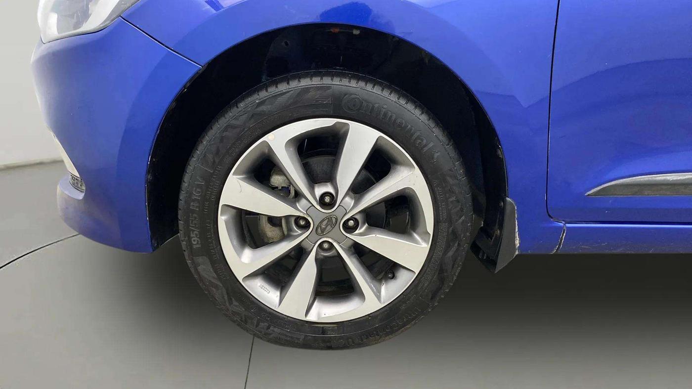 2015 Hyundai Elite i20 ASTA 1.2, Petrol, Manual, 53,445 km, Left Front Wheel