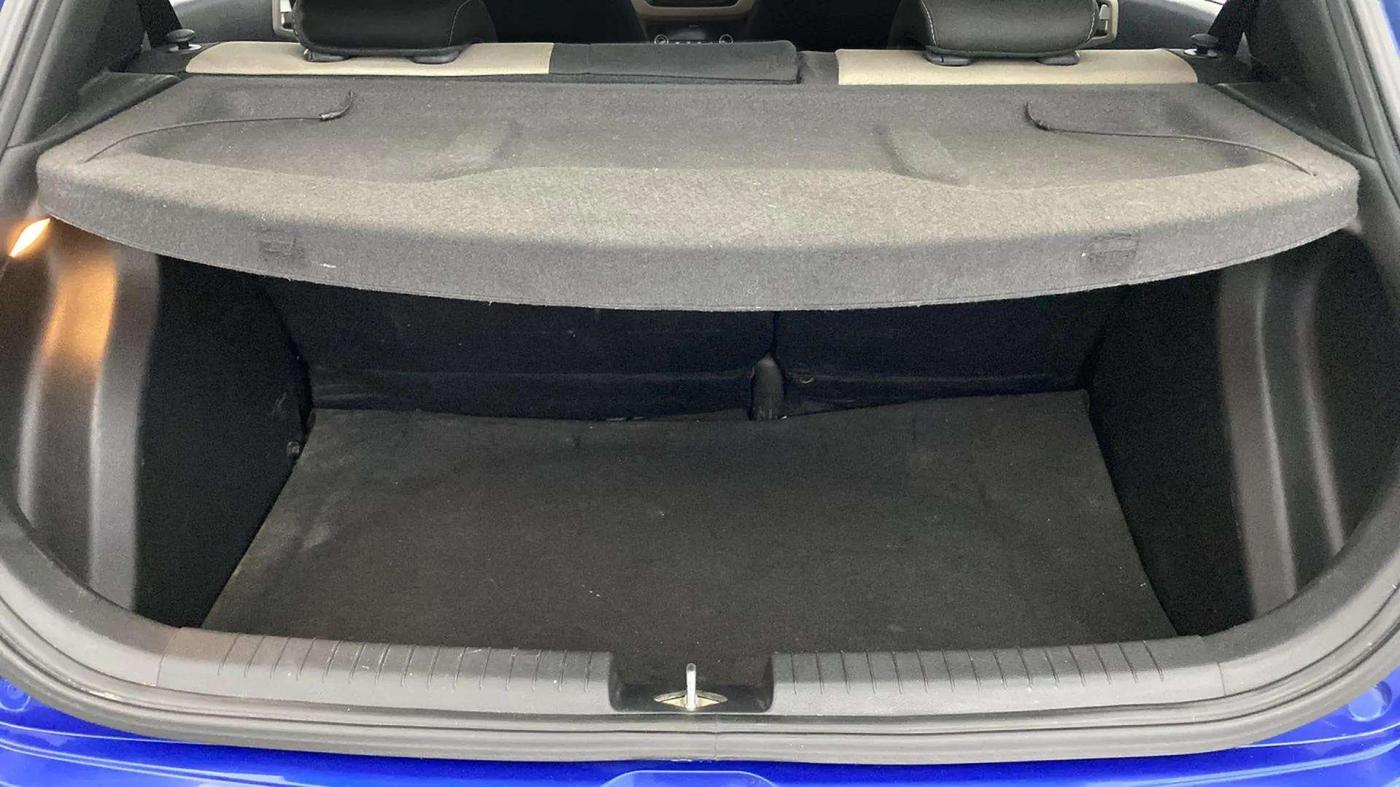 2015 Hyundai Elite i20 ASTA 1.2, Petrol, Manual, 53,445 km, Boot Inside