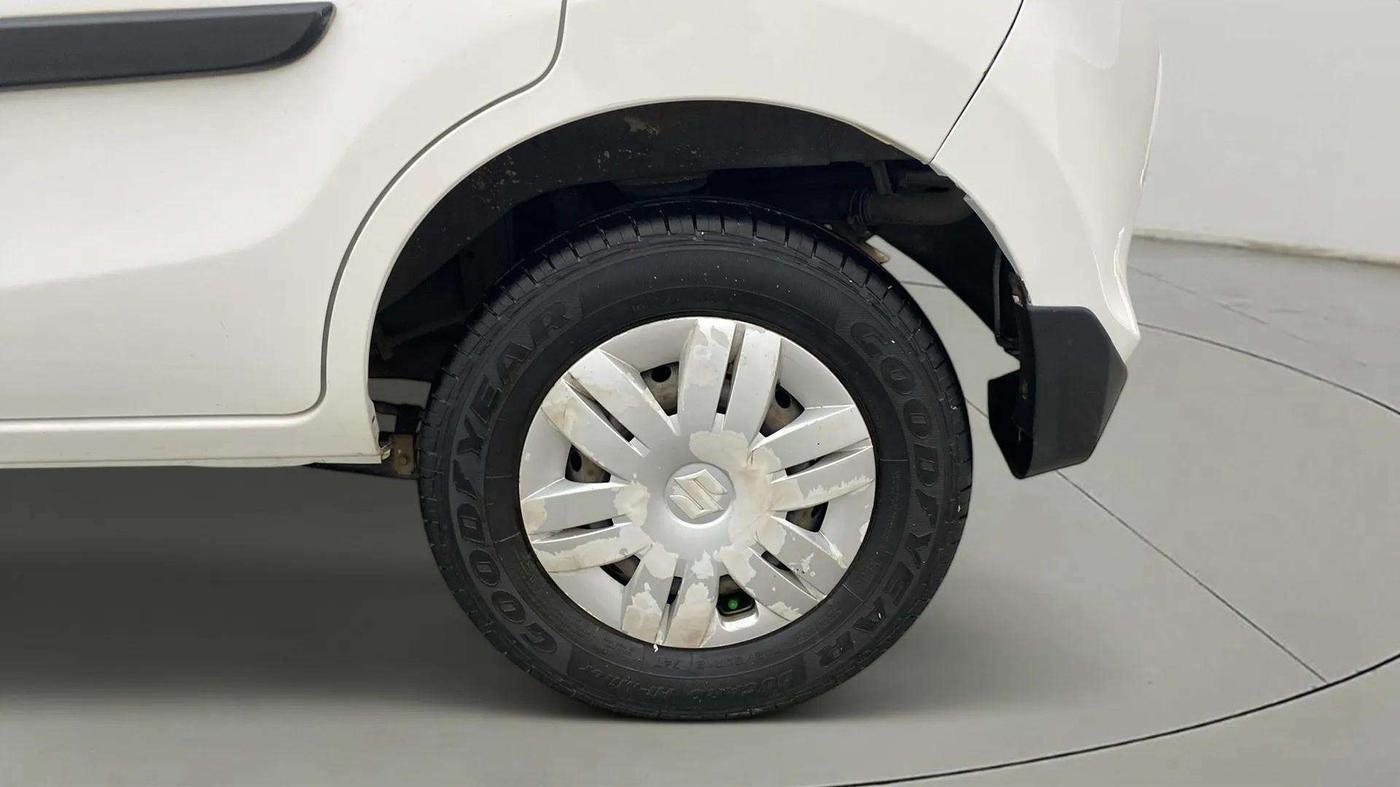 2016 Maruti Alto 800 LXI, Petrol, Manual, 38,677 km, Left Rear Wheel
