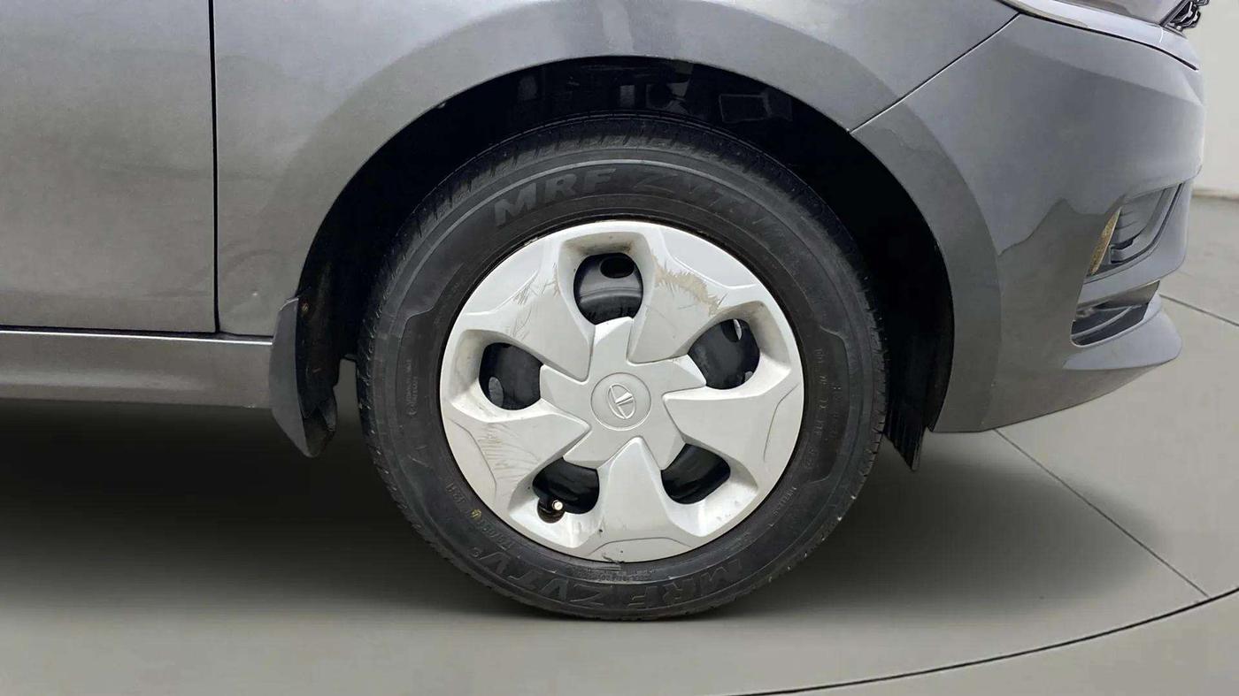 2023 Tata TIGOR XZ CNG, CNG, Manual, 15,812 km, Right Front Wheel