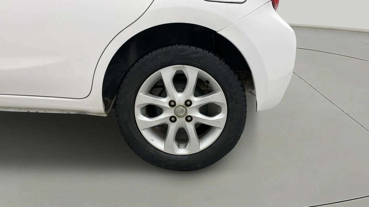 2015 Nissan Micra XV CVT, CNG, Automatic, 96,432 km, Left Rear Wheel