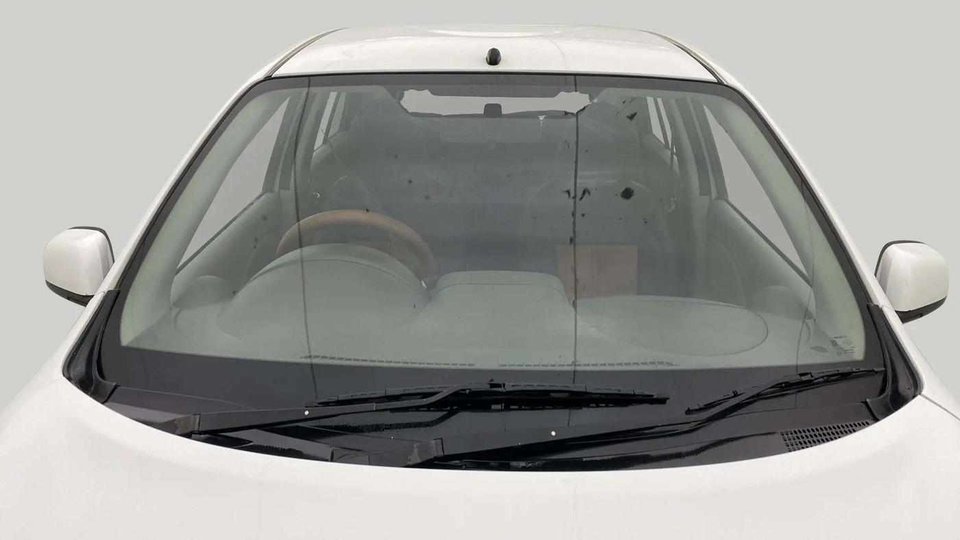2015 Nissan Micra XV CVT, CNG, Automatic, 96,432 km, Front Windshield