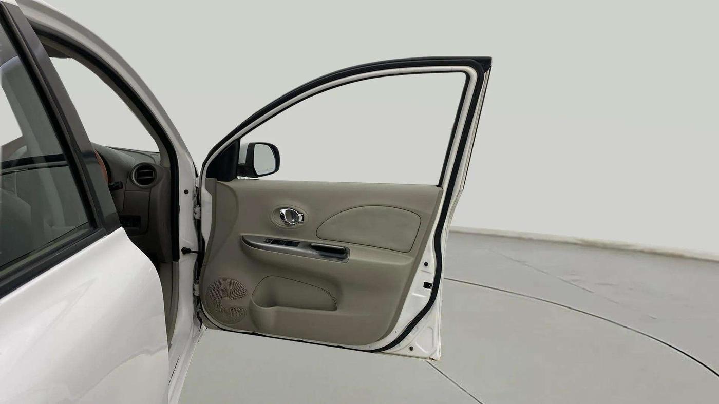 2015 Nissan Micra XV CVT, CNG, Automatic, 96,432 km, RHS Front Door