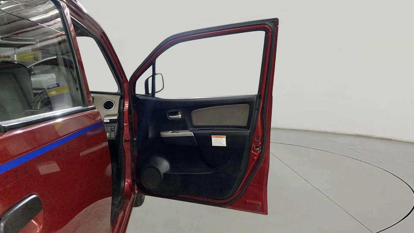 2014 Maruti Wagon R 1.0 LXI CNG, CNG, Manual, 62,851 km, RHS Front Door