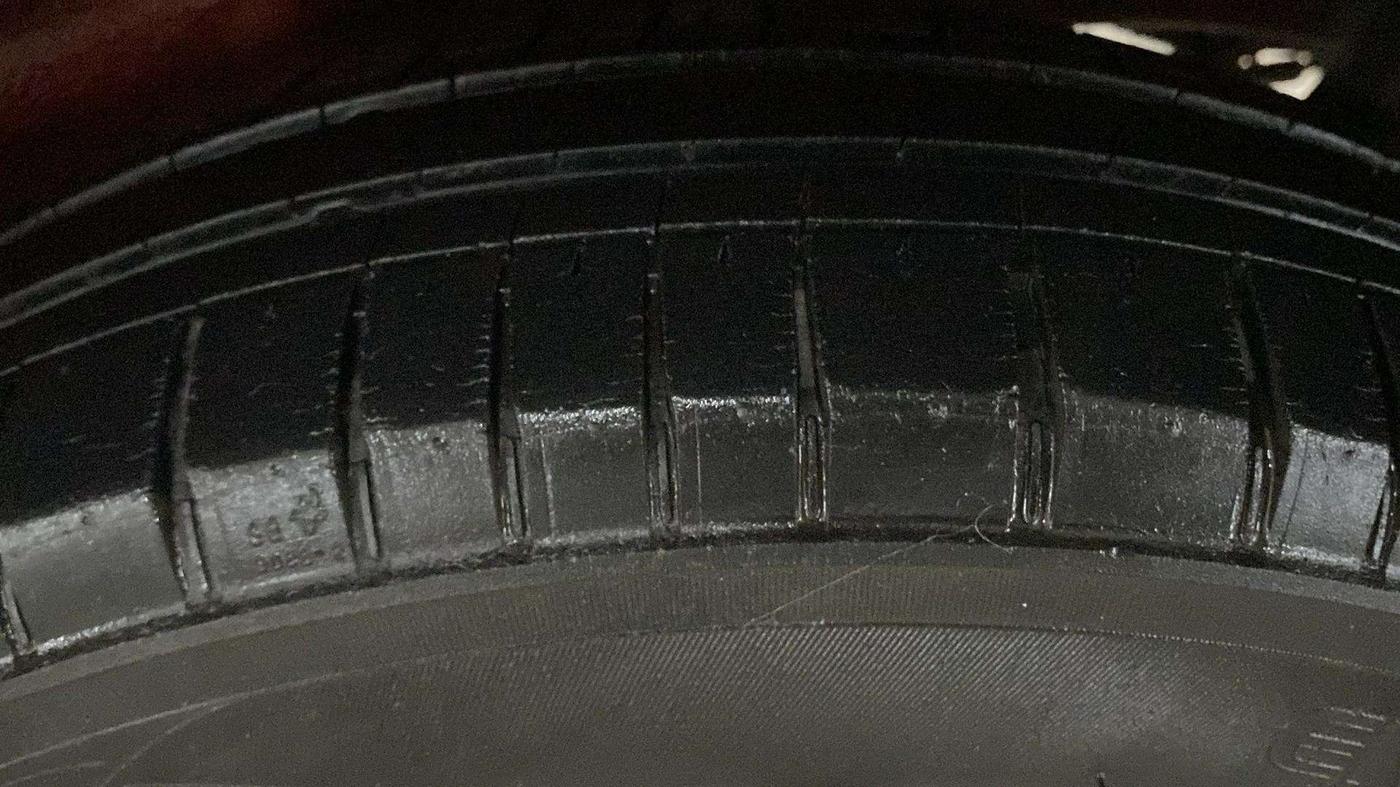 2014 Maruti Wagon R 1.0 LXI CNG, CNG, Manual, 62,851 km, Left Rear Tyre Tread