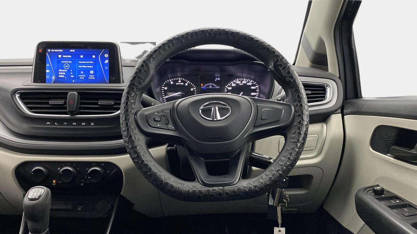 2021 Tata ALTROZ XM PLUS PETROL, Petrol, Manual, 24,877 km, Steering Wheel Close Up