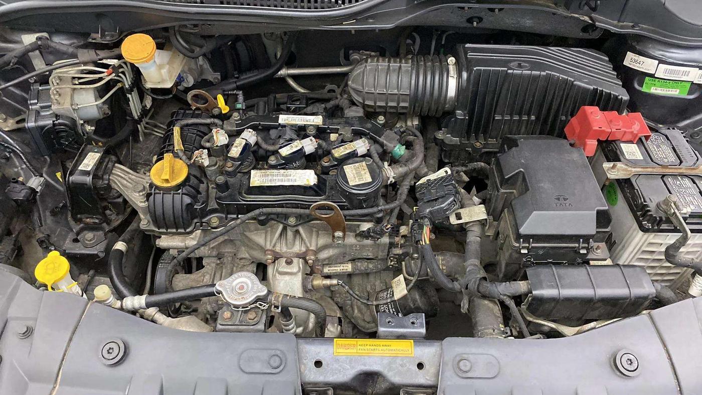 2021 Tata ALTROZ XM PLUS PETROL, Petrol, Manual, 24,877 km, Engine View