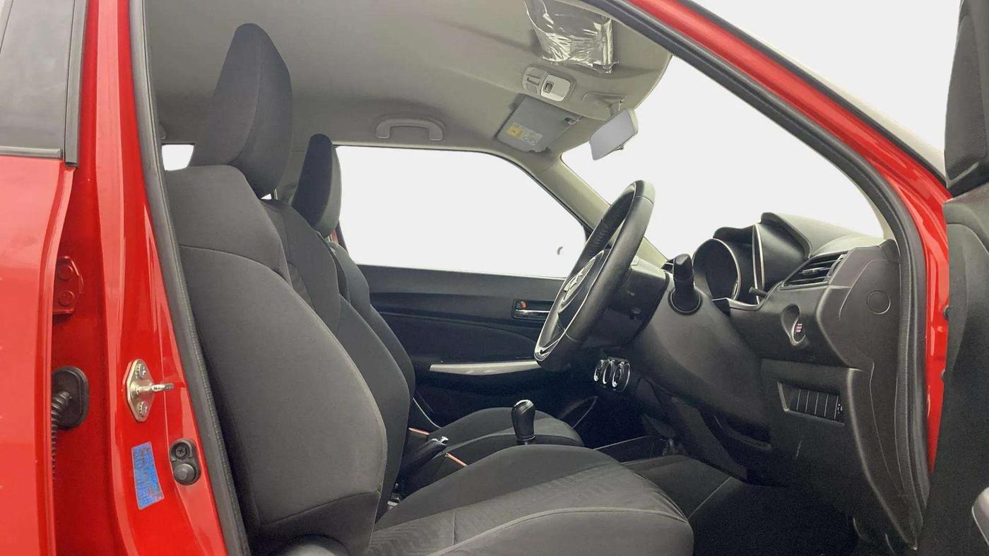 2020 Maruti Swift ZXI PLUS, Petrol, Manual, 46,861 km, Right Side Front Door Cabin