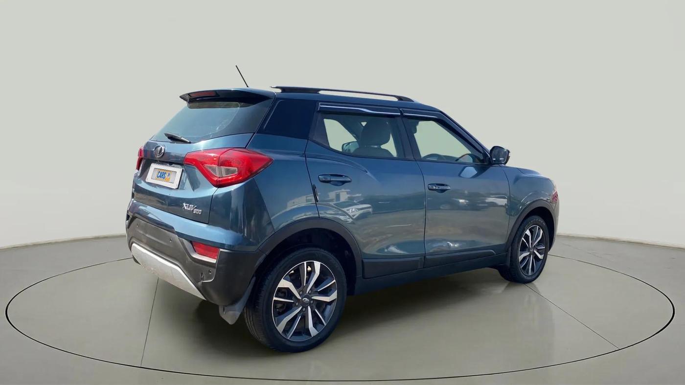 2019 Mahindra XUV300 W8 (O) 1.2 PETROL, Petrol, Manual, 98,220 km, Right Back Diagonal
