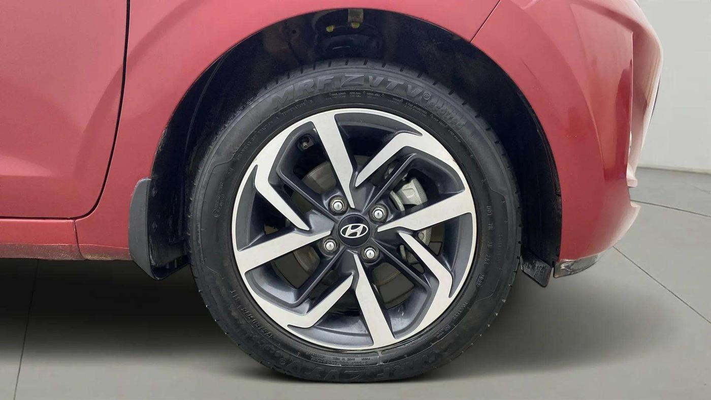 2022 Hyundai GRAND I10 NIOS ASTA AMT 1.2 KAPPA VTVT, Petrol, Automatic, 15,526 km, Right Front Wheel