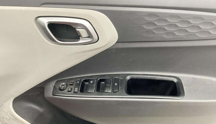 2022 Hyundai GRAND I10 NIOS ASTA AMT 1.2 KAPPA VTVT, Petrol, Automatic, 15,526 km, Driver Side Door Panels Control