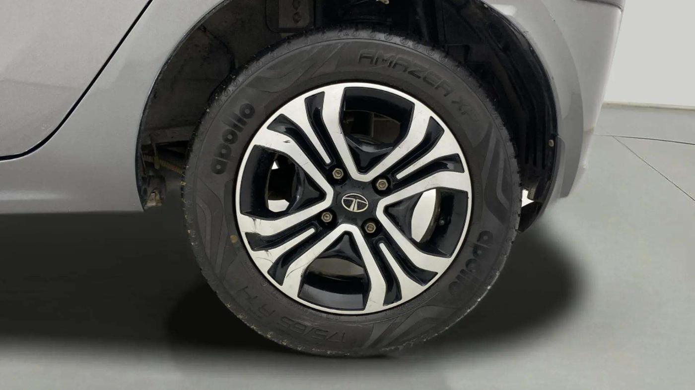 2022 Tata Tiago XTA PETROL, Petrol, Automatic, 42,454 km, Left Rear Wheel