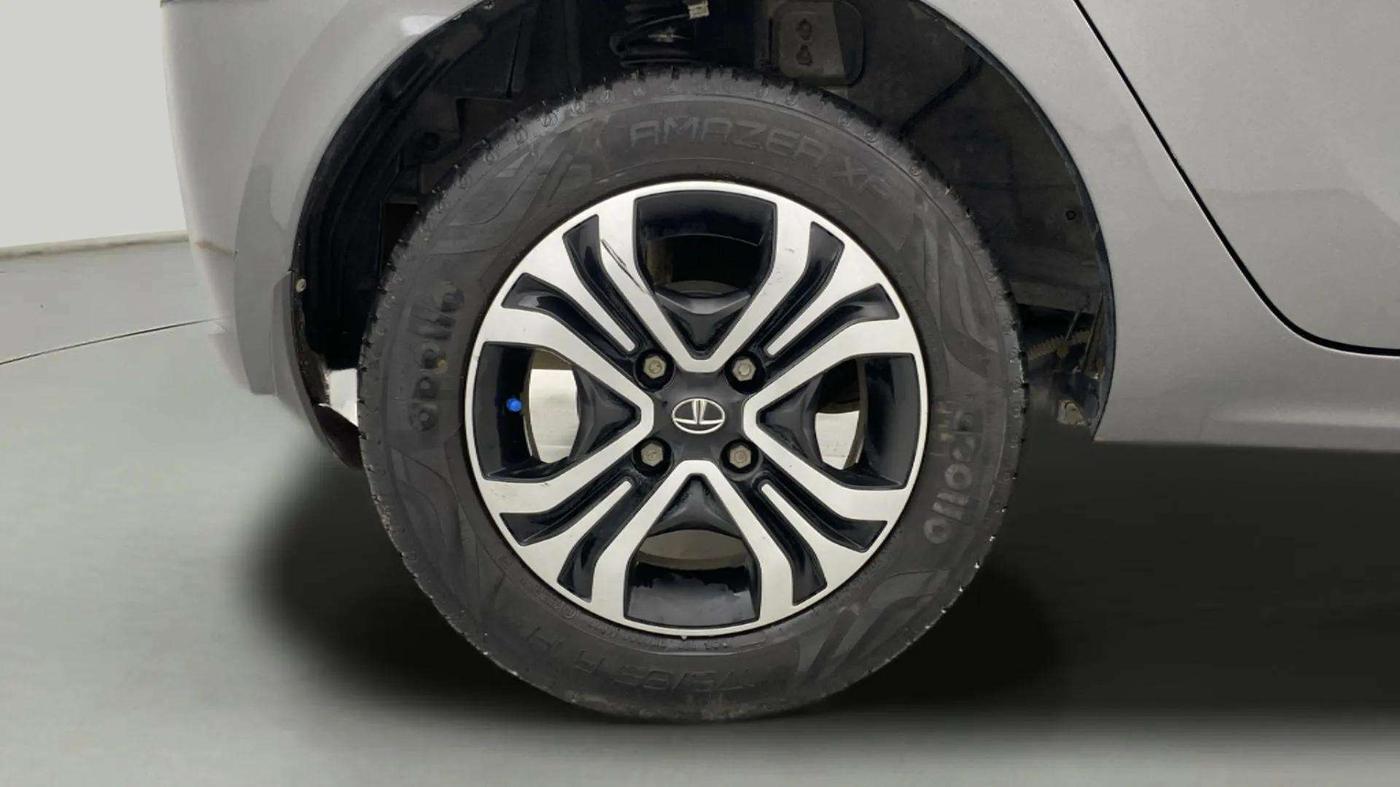 2022 Tata Tiago XTA PETROL, Petrol, Automatic, 42,454 km, Right Rear Wheel