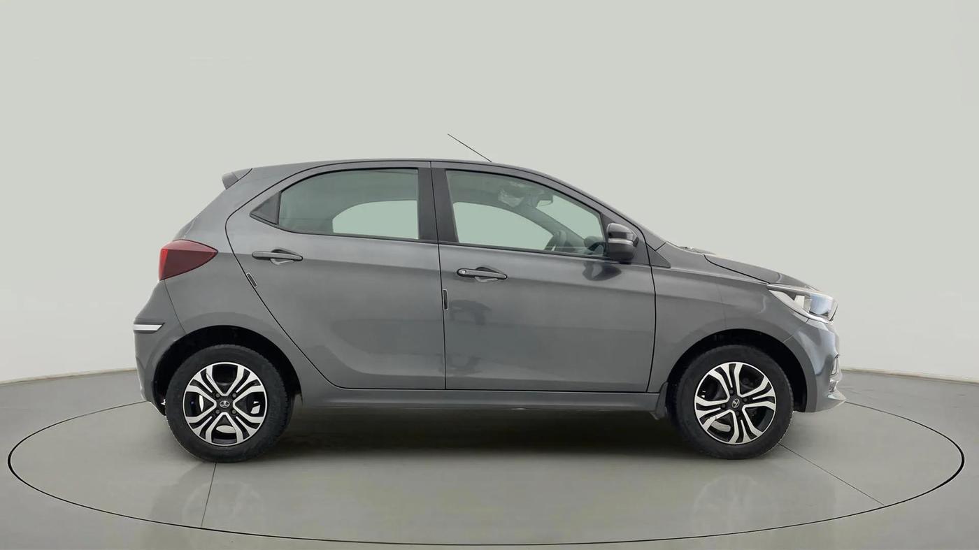 2022 Tata Tiago XTA PETROL, Petrol, Automatic, 42,454 km, Right Side View