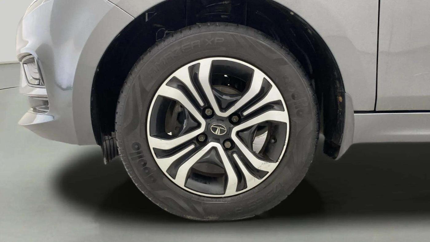 2022 Tata Tiago XTA PETROL, Petrol, Automatic, 42,454 km, Left Front Wheel