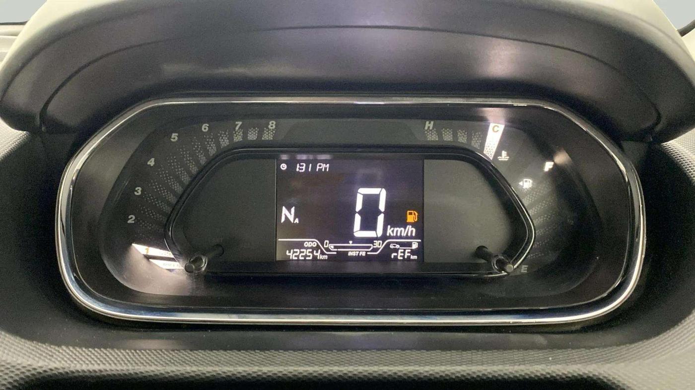 2022 Tata Tiago XTA PETROL, Petrol, Automatic, 42,454 km, Odometer Image