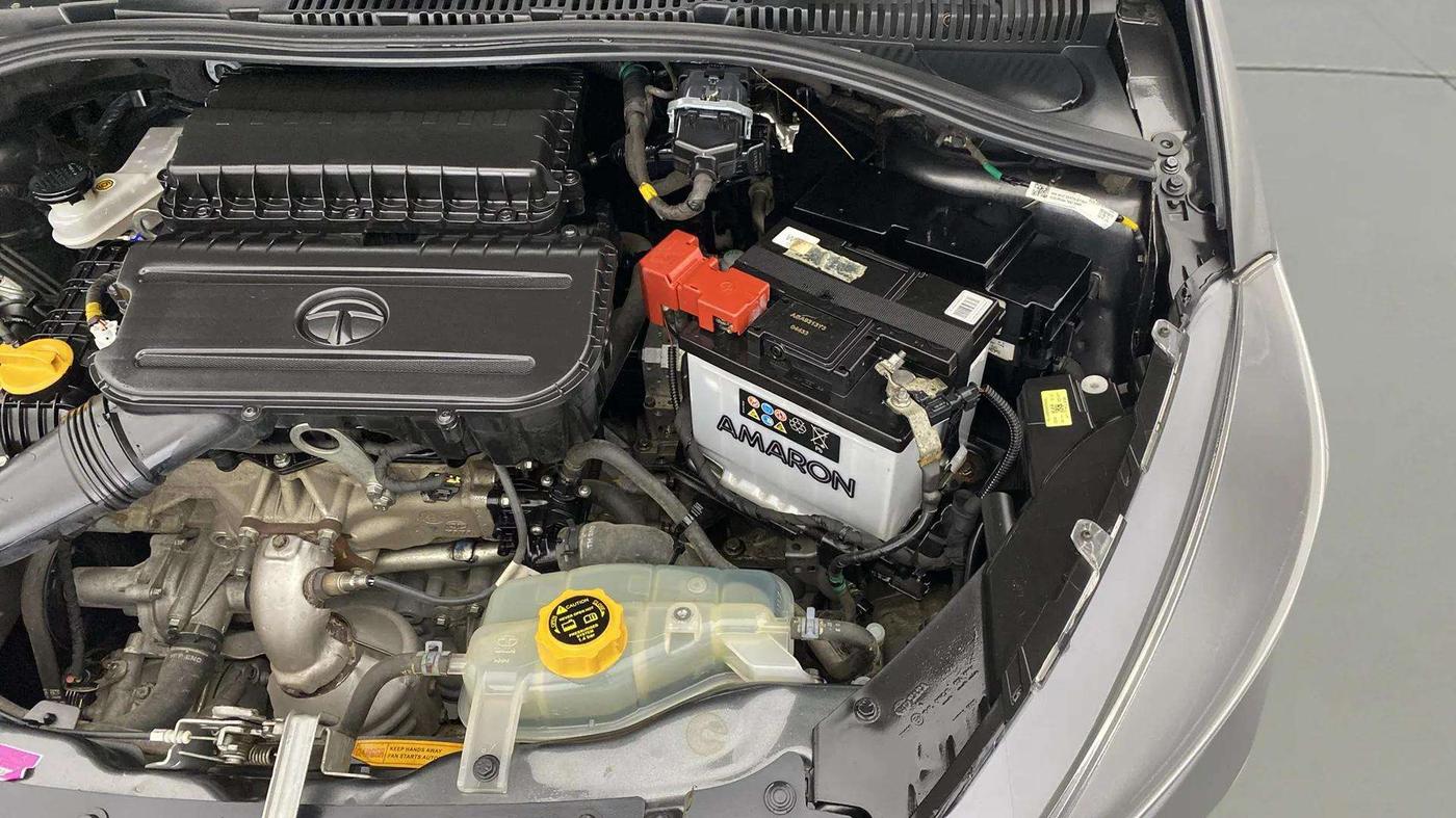 2022 Tata Tiago XTA PETROL, Petrol, Automatic, 42,454 km, Engine View - Left
