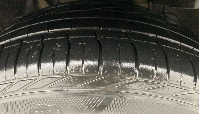 2020 Tata NEXON XZ PLUS PETROL, Petrol, Manual, 30,329 km, Right Front Tyre Tread
