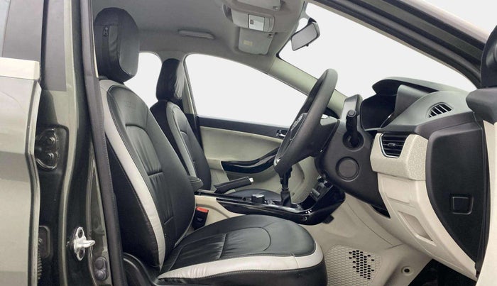 2020 Tata NEXON XZ PLUS PETROL, Petrol, Manual, 30,329 km, Right Side Front Door Cabin