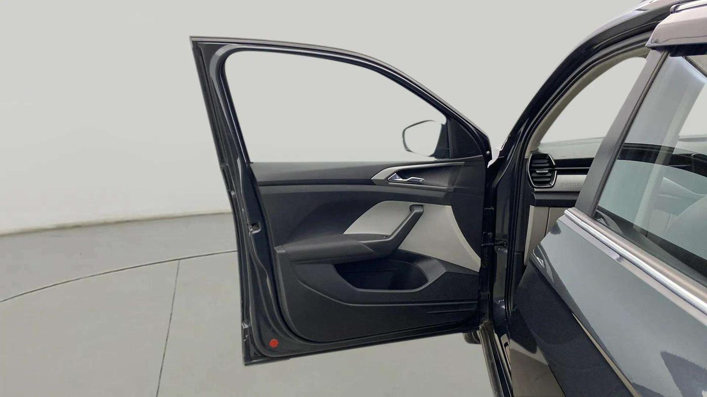 2021 Skoda KUSHAQ AMBITION 1.0L TSI MT, Petrol, Manual, 27,408 km, LHS Front Door