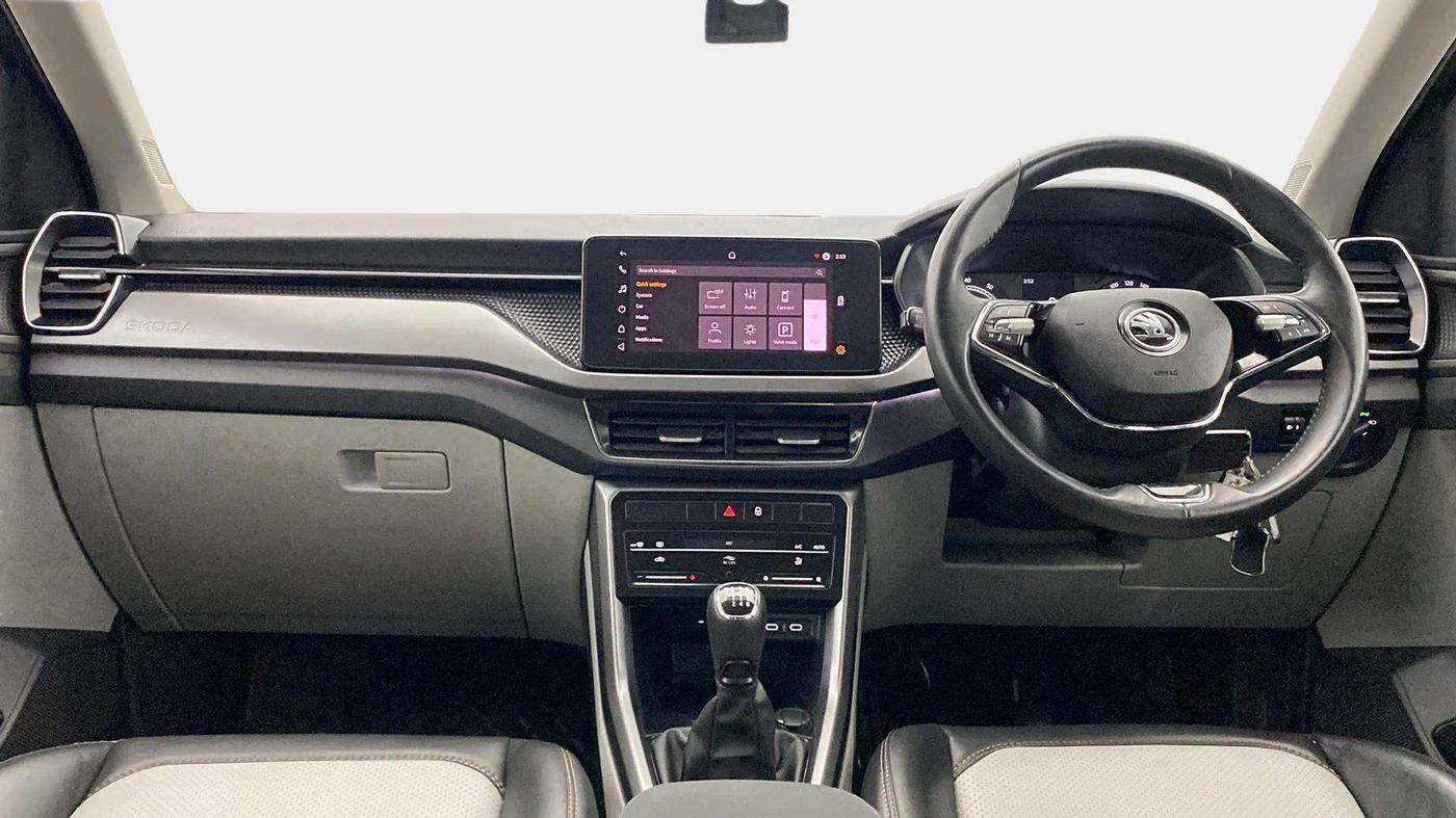 2021 Skoda KUSHAQ AMBITION 1.0L TSI MT, Petrol, Manual, 27,408 km, Dashboard