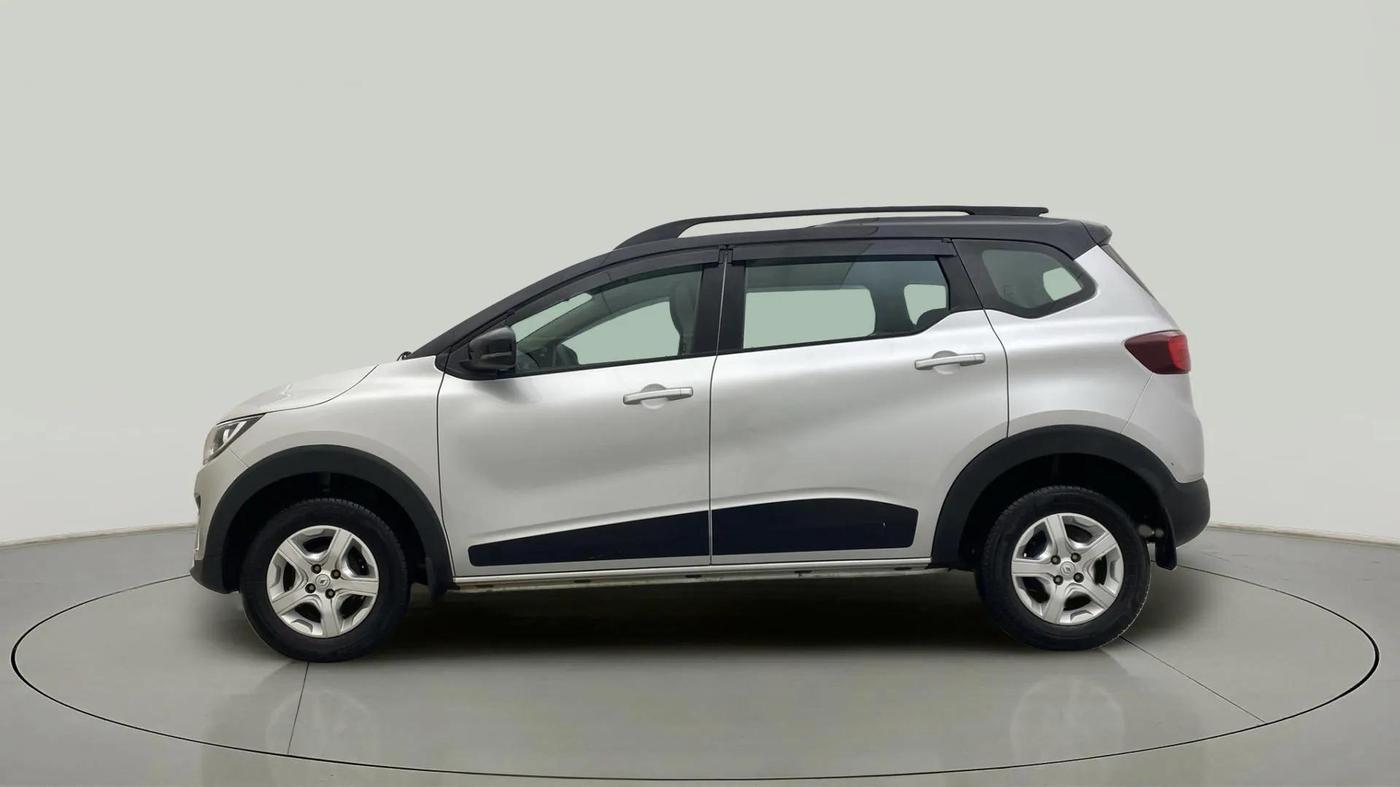 2022 Renault TRIBER RXT AMT, Petrol, Automatic, 9,233 km, Left Side