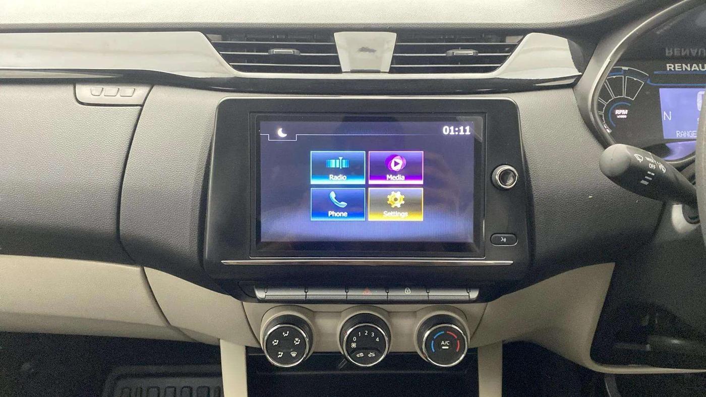 2022 Renault TRIBER RXT AMT, Petrol, Automatic, 9,233 km, Air Conditioner