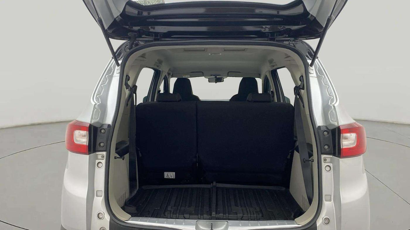 2022 Renault TRIBER RXT AMT, Petrol, Automatic, 9,233 km, Boot Open Zoomed View