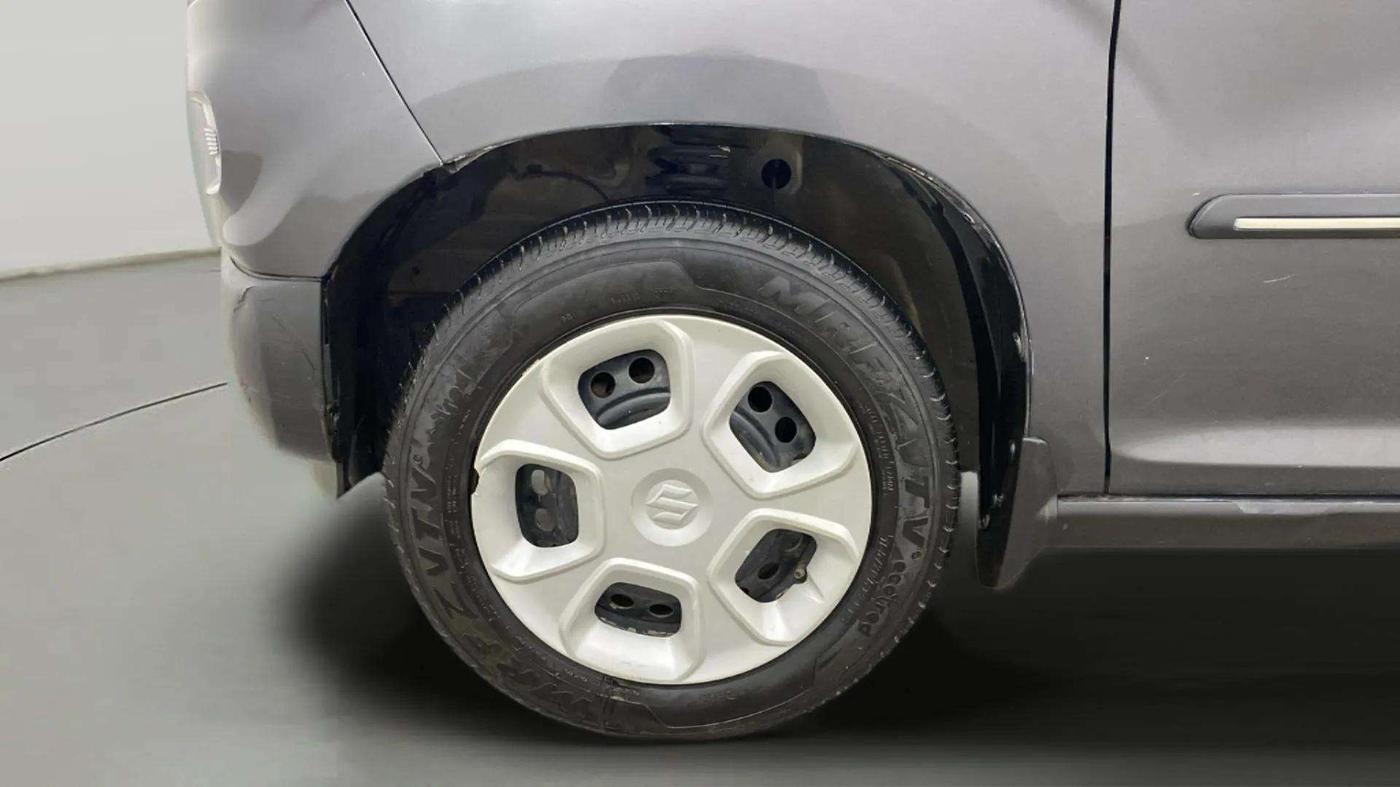 2021 Maruti S PRESSO VXI CNG, CNG, Manual, 71,577 km, Left Front Wheel