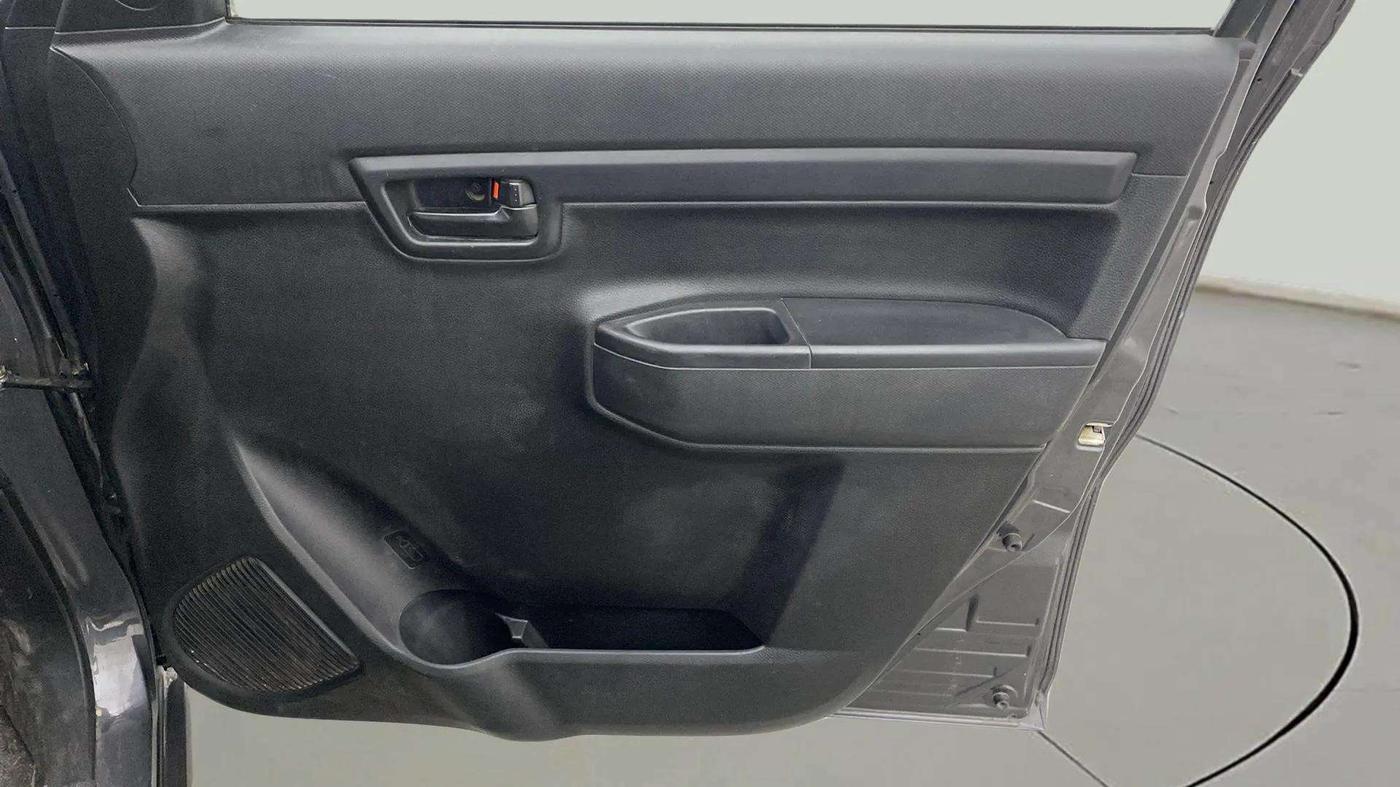2021 Maruti S PRESSO VXI CNG, CNG, Manual, 71,577 km, Driver Side Door Panels Control