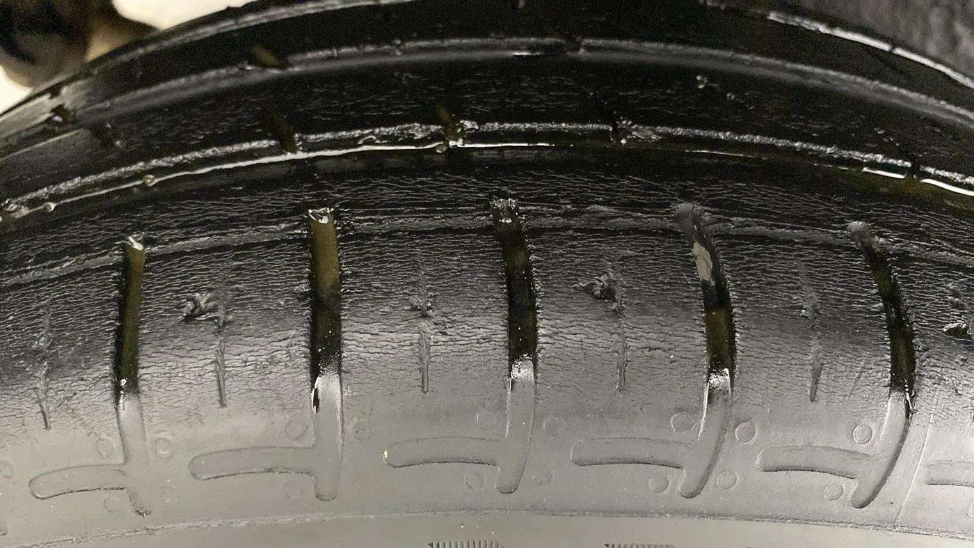 2021 Maruti S PRESSO VXI CNG, CNG, Manual, 71,577 km, Left Front Tyre Tread