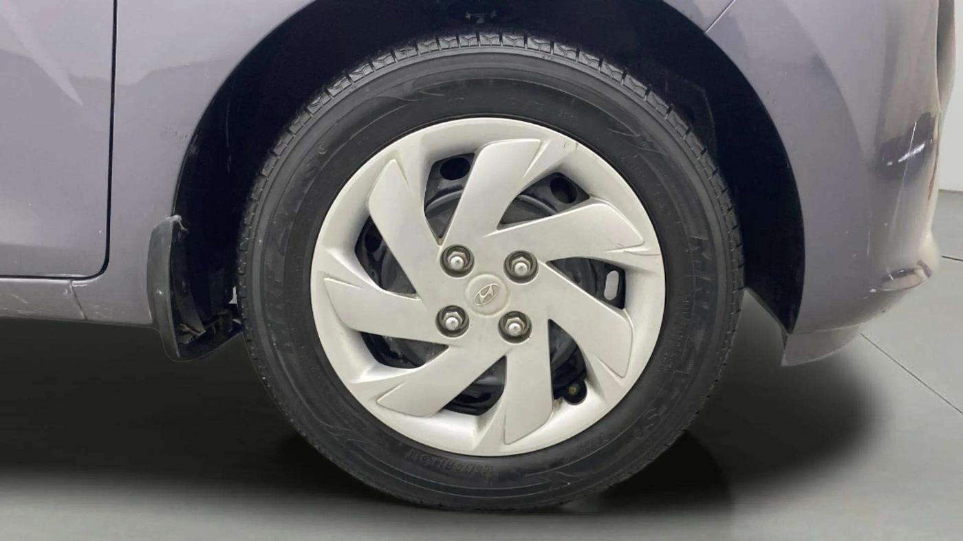 2018 Hyundai NEW SANTRO ASTA MT, Petrol, Manual, 24,038 km, Right Front Wheel