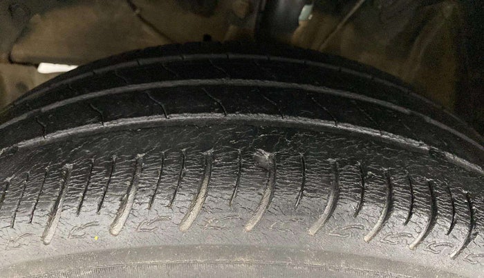 2019 Maruti Baleno SIGMA PETROL 1.2, Petrol, Manual, 48,101 km, Left Front Tyre Tread