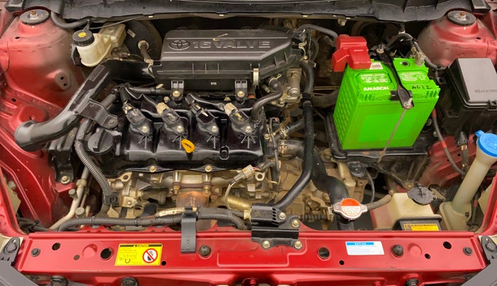 2016 Toyota Etios Liva V DUAL TONE, Petrol, Manual, 44,287 km, Open Bonet